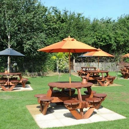 Premier Inn Premier Inn Southend Airport Екстер'єр фото