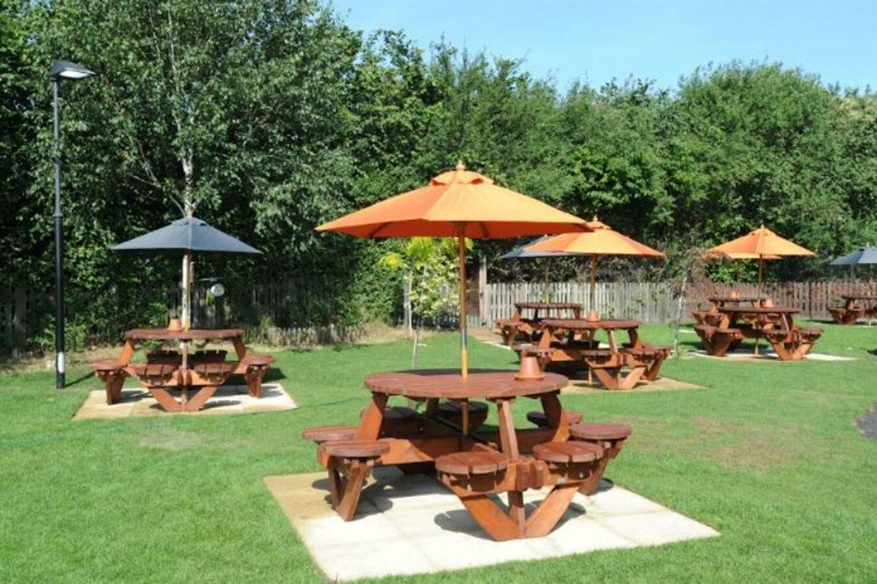 Premier Inn Premier Inn Southend Airport Екстер'єр фото