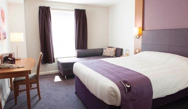 Premier Inn Premier Inn Southend Airport Екстер'єр фото